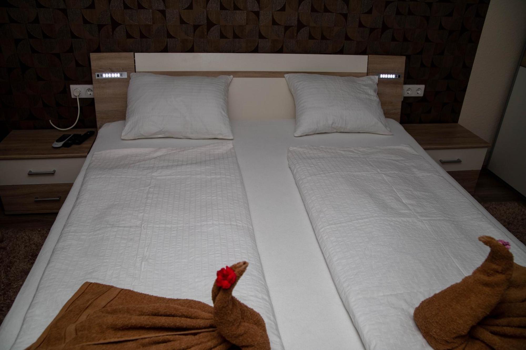 Boroka Vendeghaz Turkeve Hotel Buitenkant foto