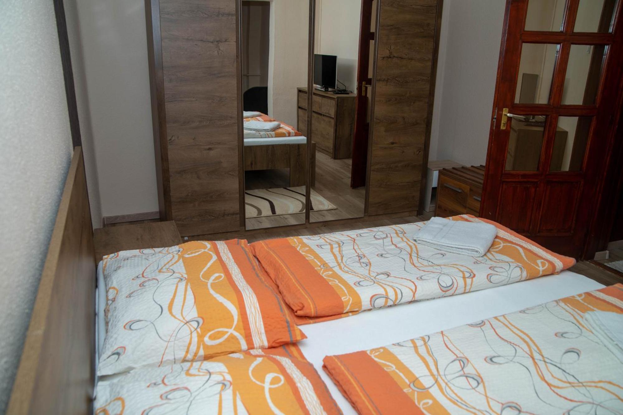 Boroka Vendeghaz Turkeve Hotel Buitenkant foto