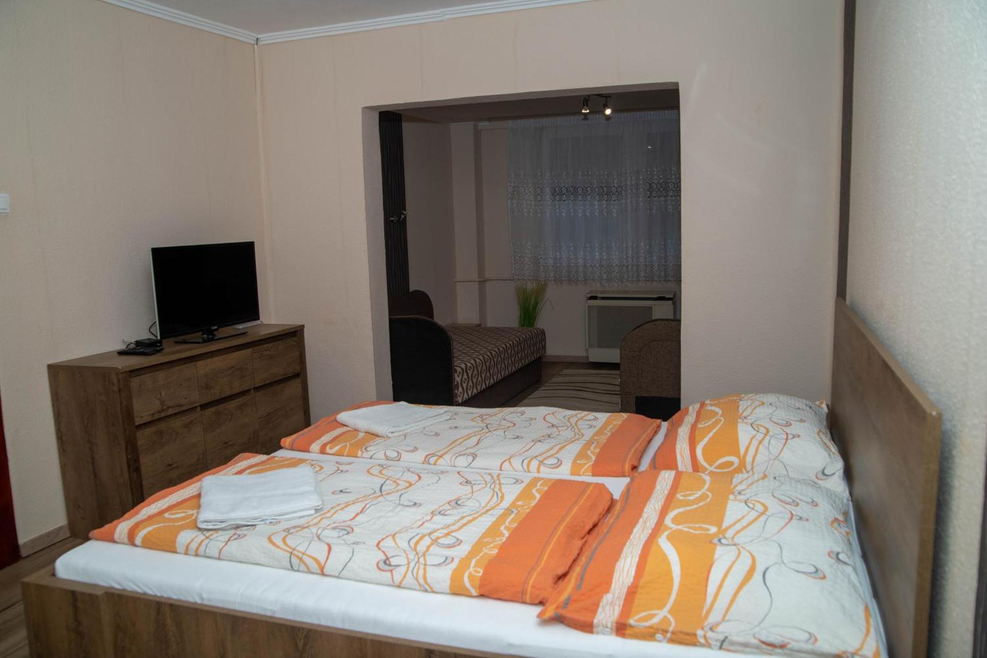 Boroka Vendeghaz Turkeve Hotel Buitenkant foto