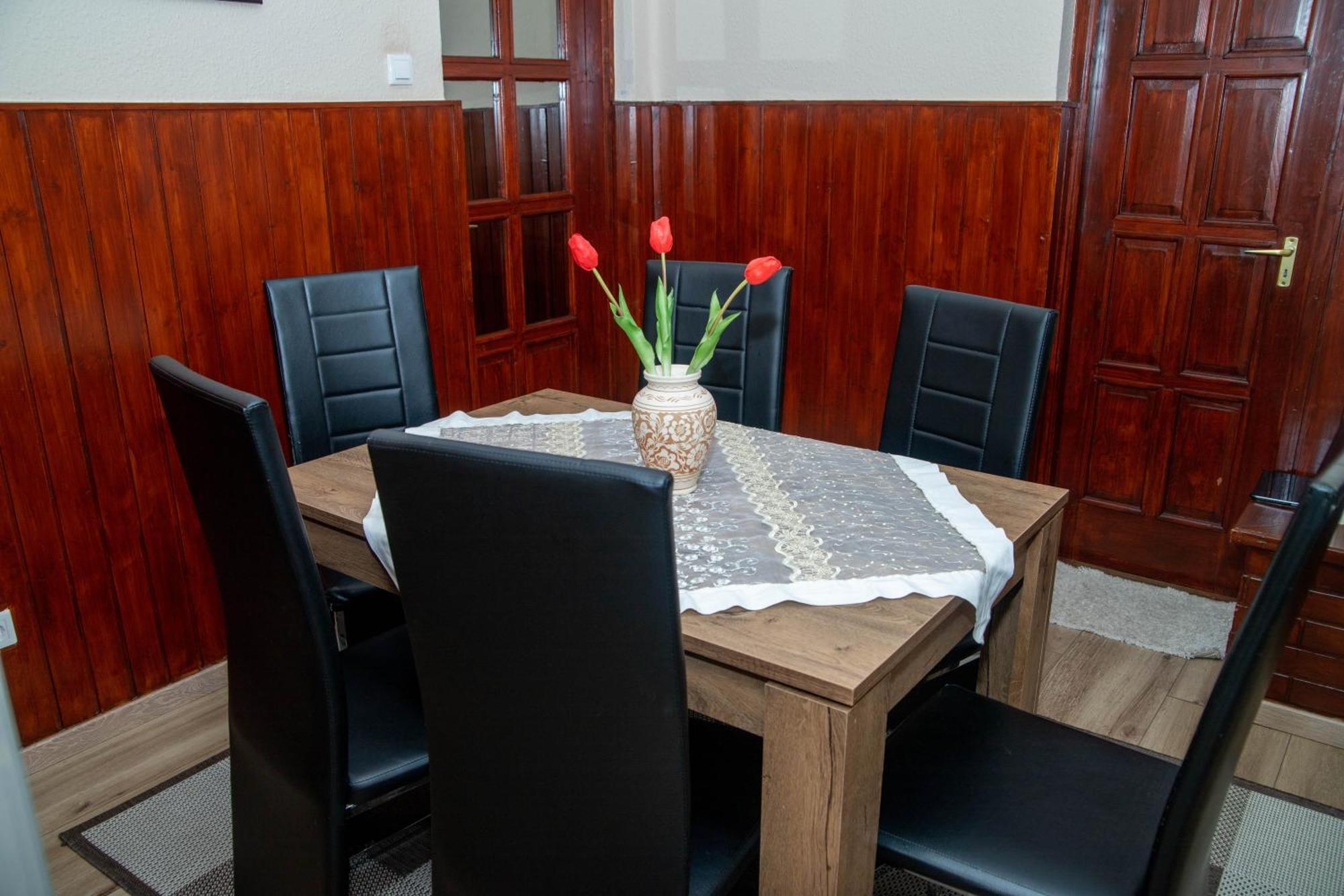 Boroka Vendeghaz Turkeve Hotel Buitenkant foto