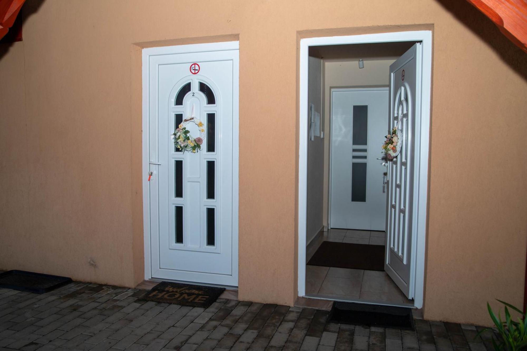 Boroka Vendeghaz Turkeve Hotel Buitenkant foto