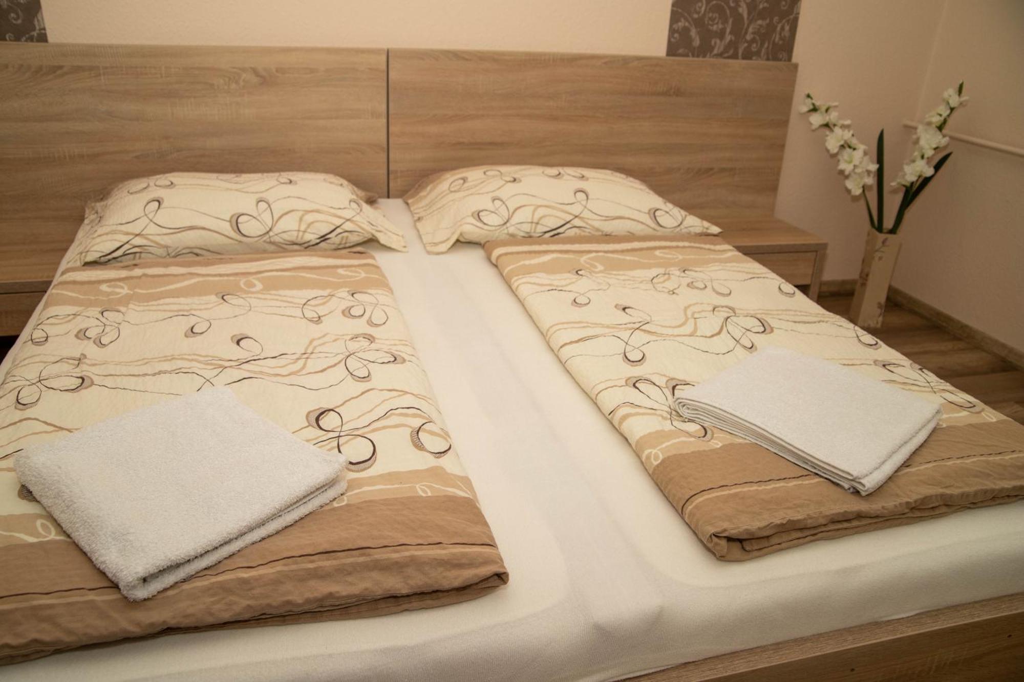 Boroka Vendeghaz Turkeve Hotel Buitenkant foto