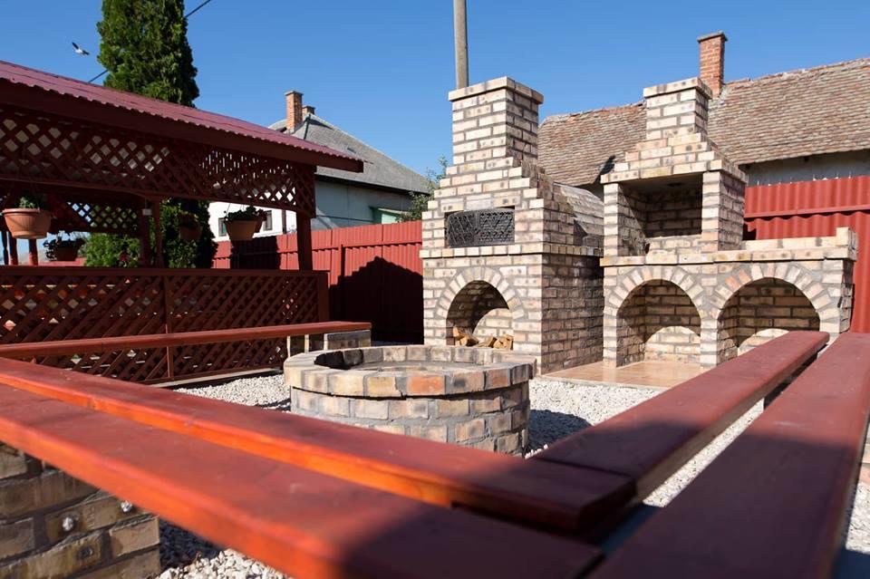 Boroka Vendeghaz Turkeve Hotel Buitenkant foto