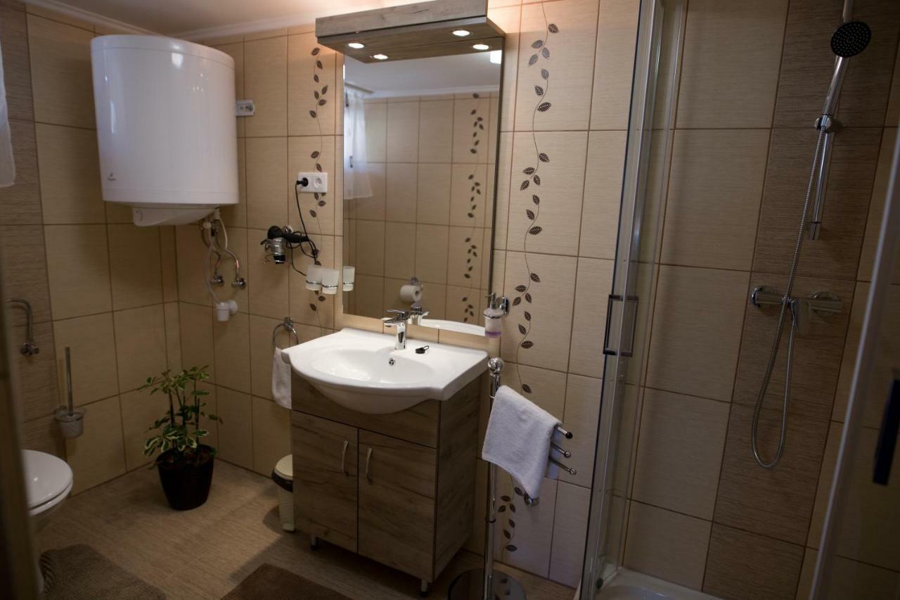 Boroka Vendeghaz Turkeve Hotel Buitenkant foto